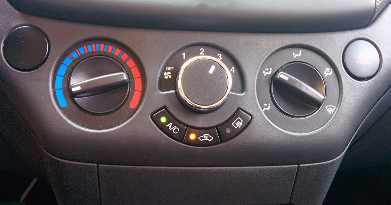 Titelbild: Hitze-Tipp: Heiße Autos im Sommer schnell abkühlen